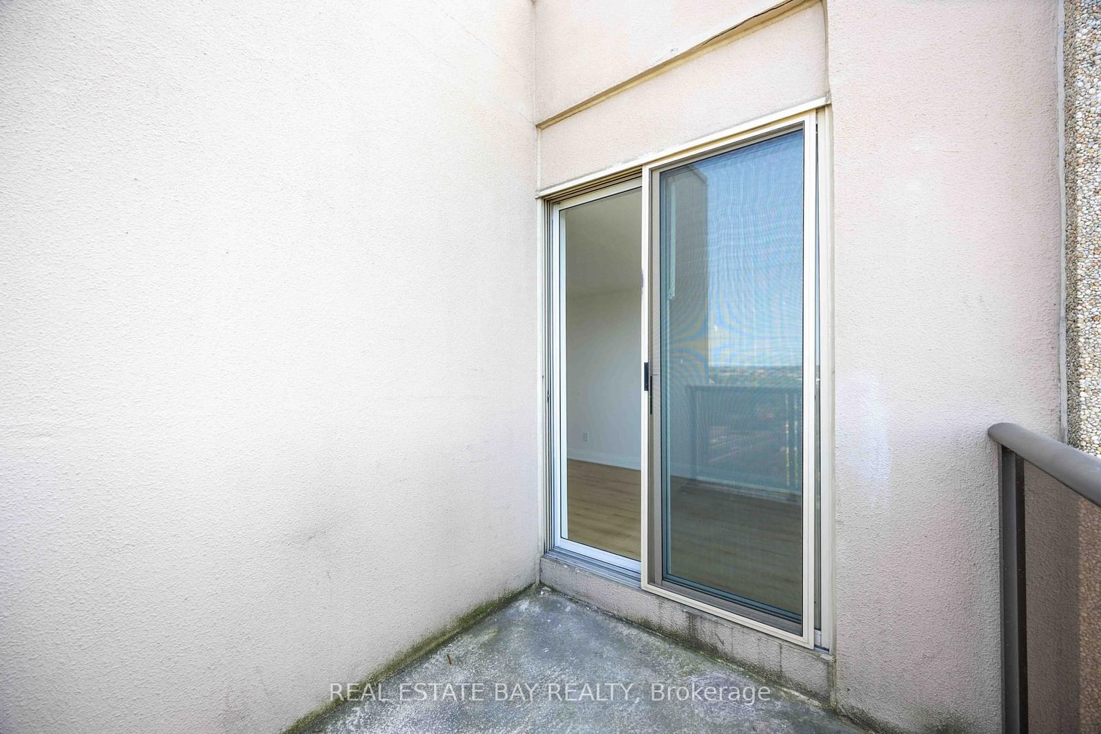 2 Westney Rd N, unit PH 206 for sale - image #34