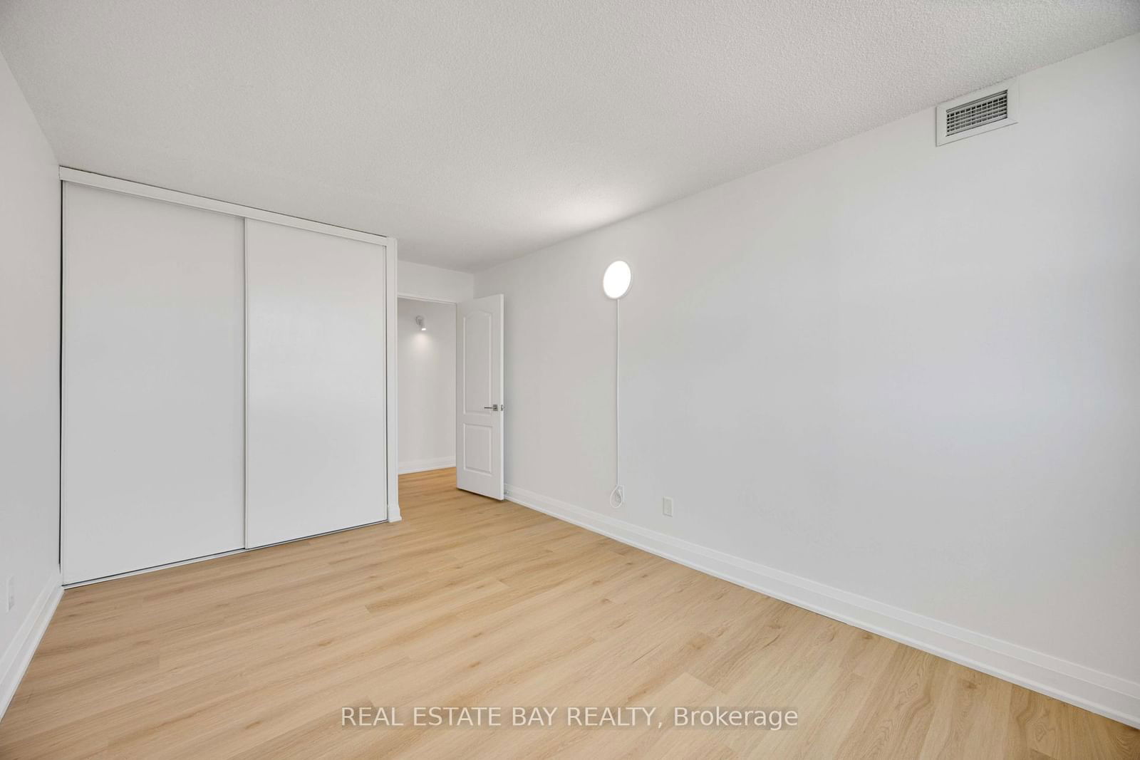 2 Westney Rd N, unit PH 206 for sale - image #8