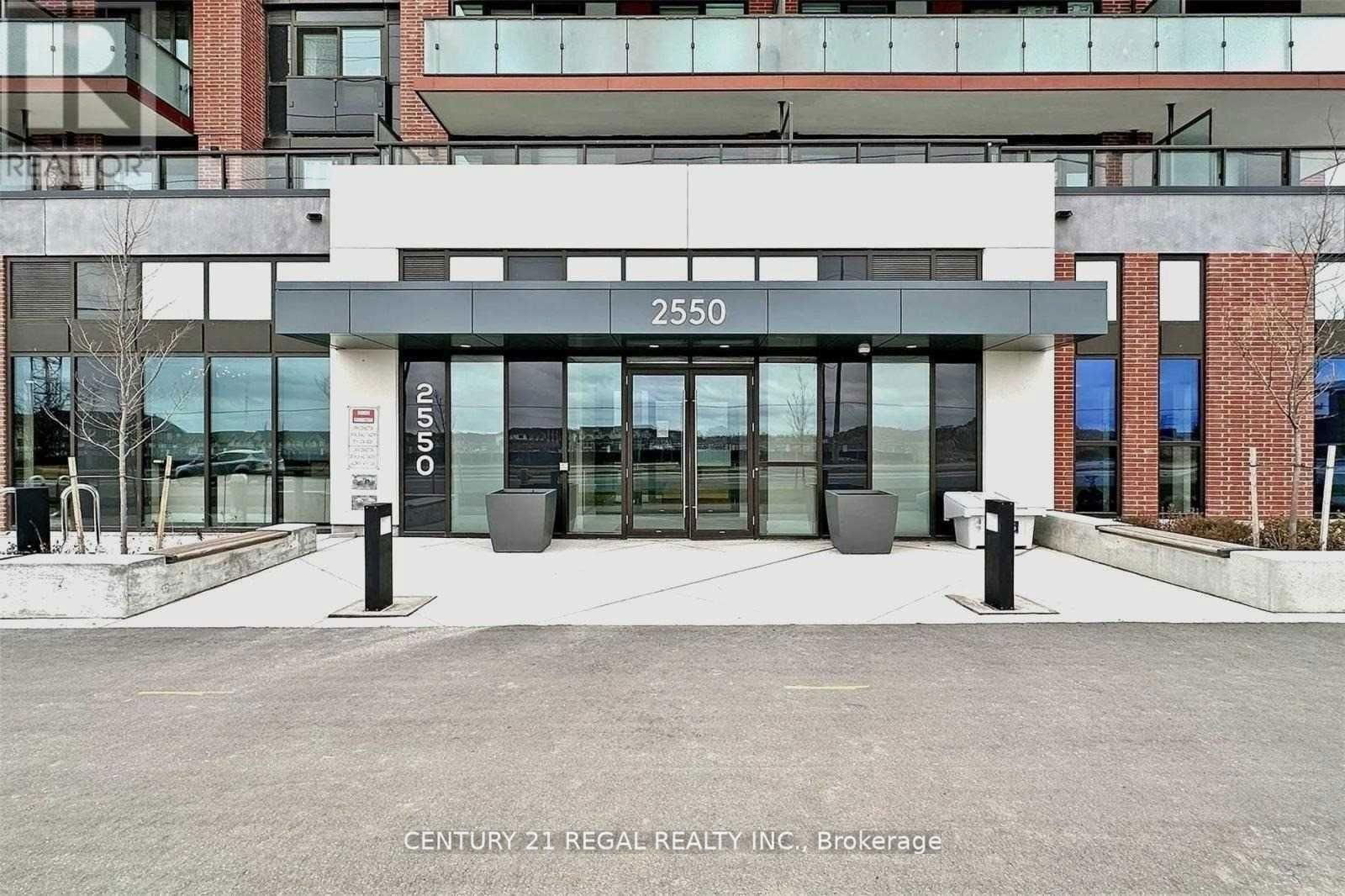 2550 Simcoe St N, unit 2518 for rent - image #1