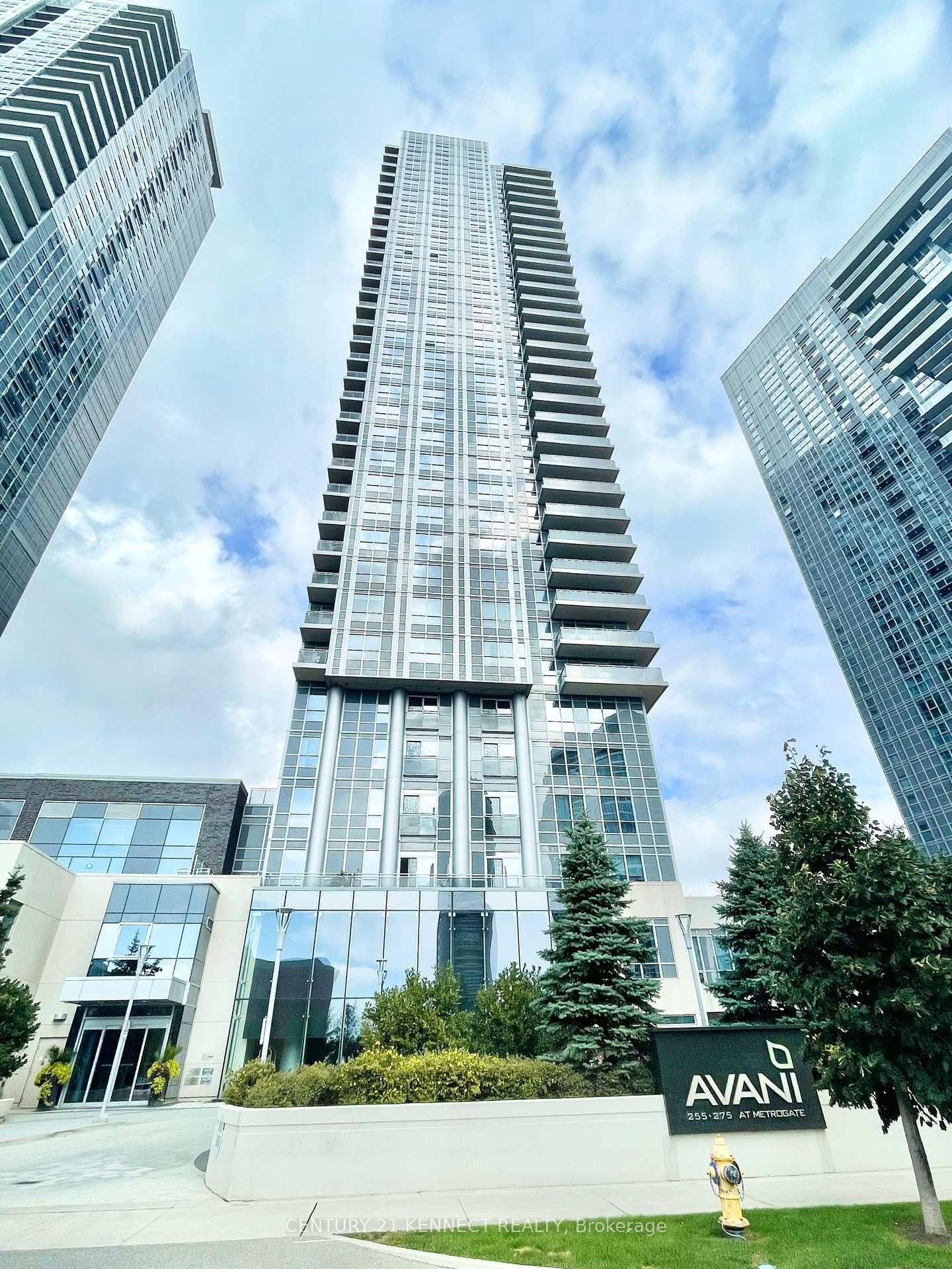 255 Village Green Sq, unit 1703 for rent - image #1