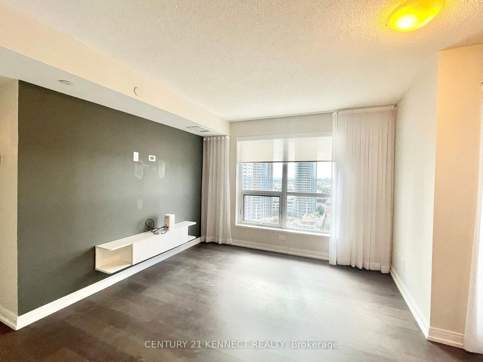 255 Village Green Sq, unit 1703 for rent - image #22