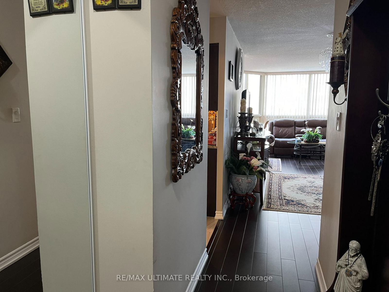 3233 Eglinton Ave E, unit 710 for sale