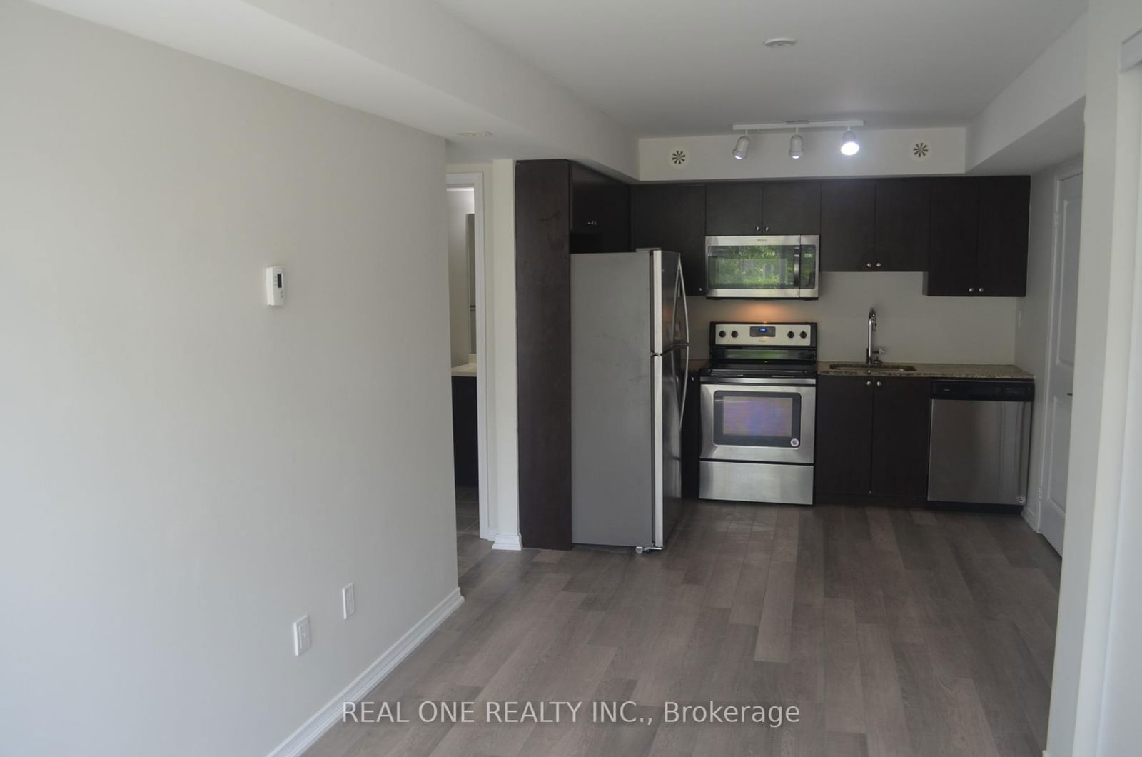 1070 Progress Ave, unit 202 for rent - image #3