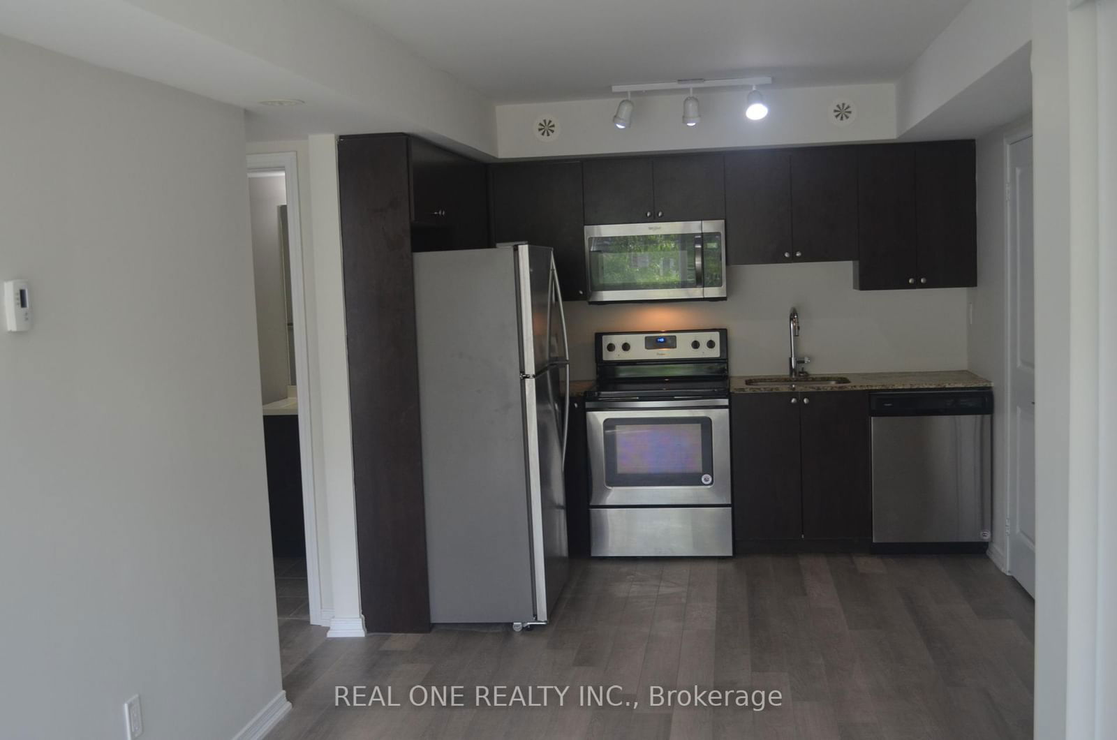 1070 Progress Ave, unit 202 for rent - image #4