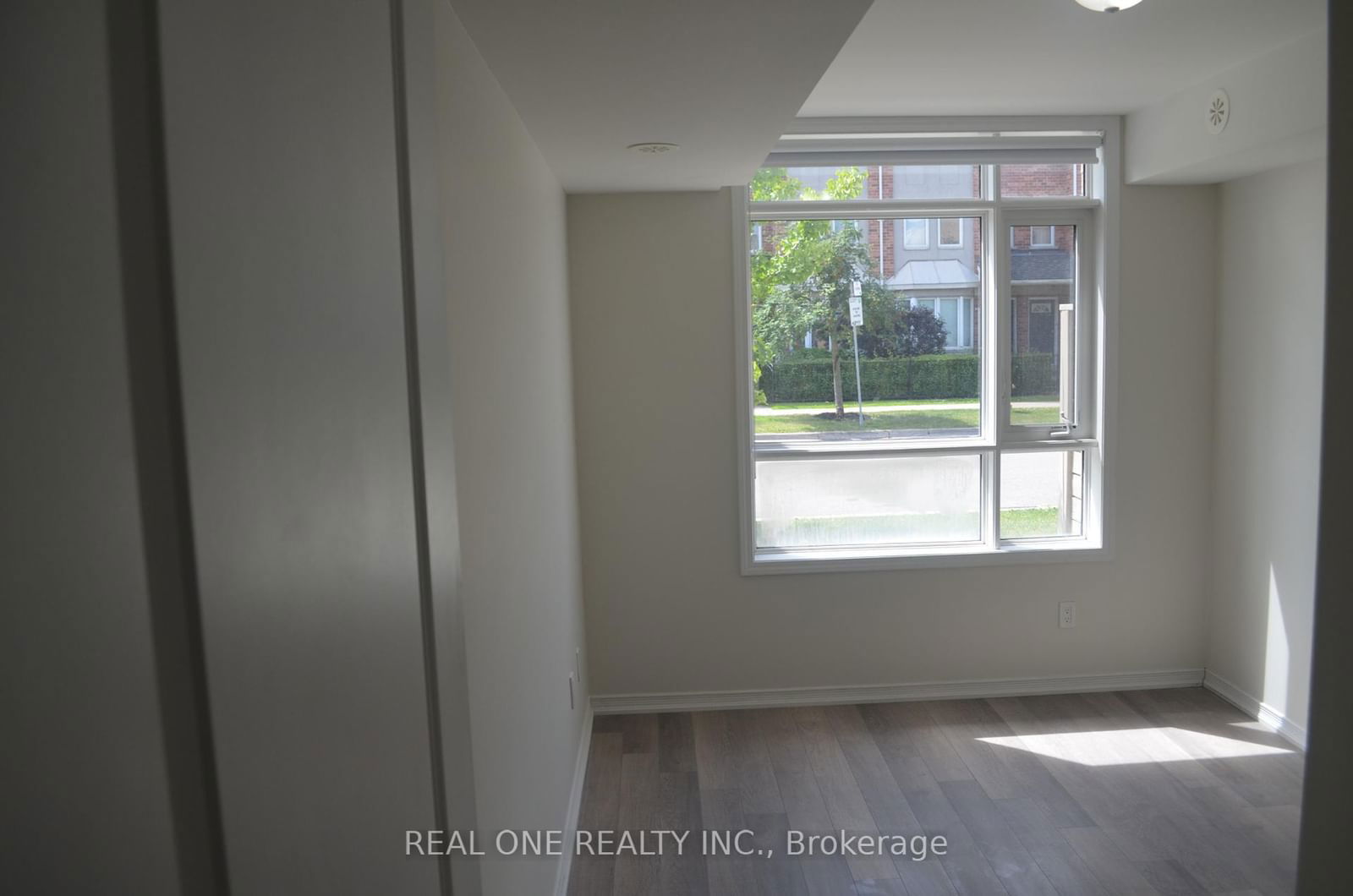 1070 Progress Ave, unit 202 for rent - image #9