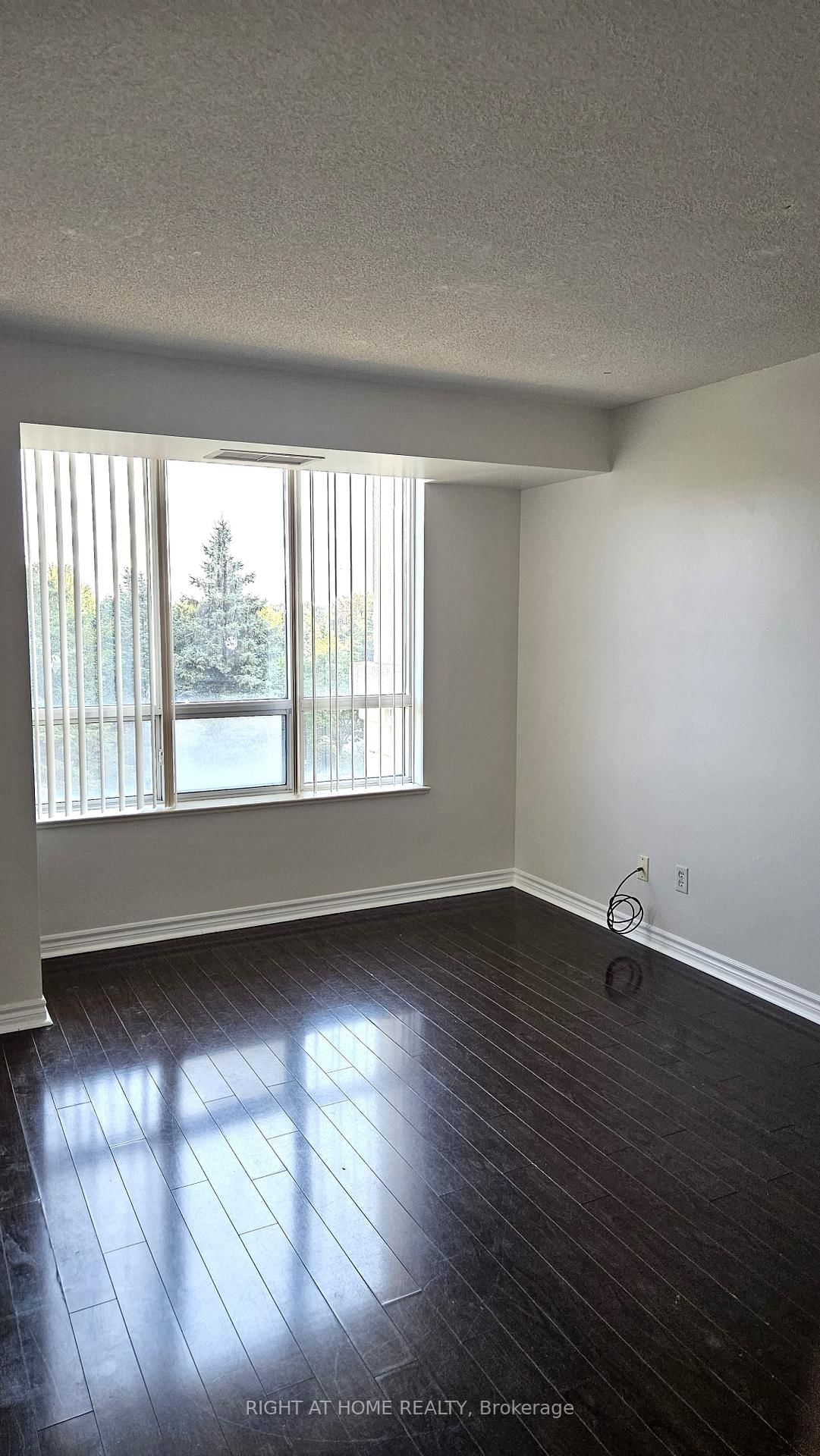 5039 Finch Ave E, unit 309 for rent - image #6