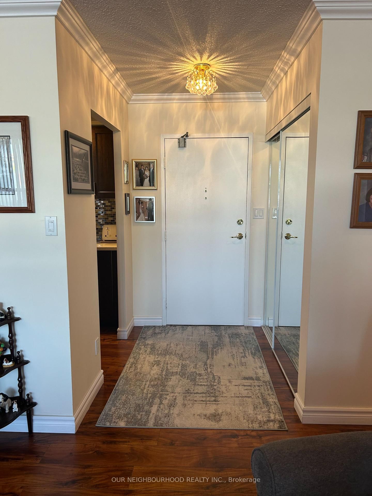 55 William St E, unit 310 for rent - image #8