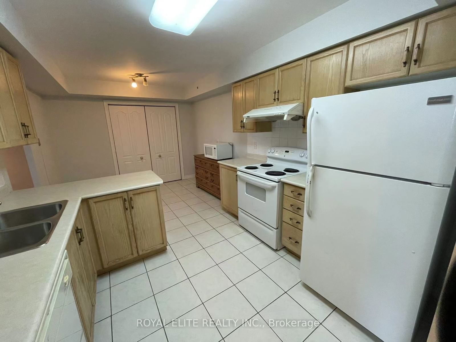 115 Omni Dr, unit 2809 for rent - image #8