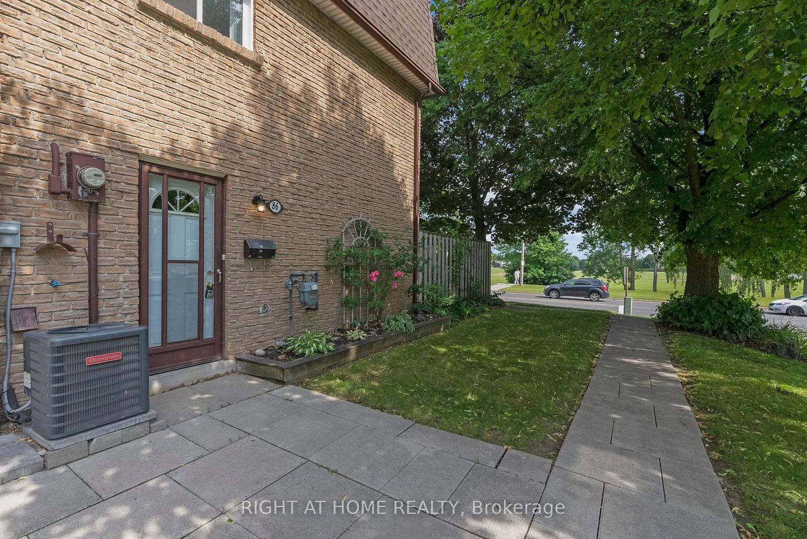 321 Blackthorn St, unit 86 for sale - image #27