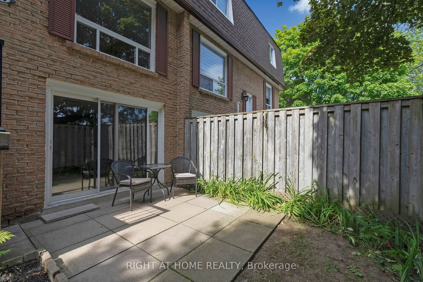 321 Blackthorn St, unit 86 for sale - image #28