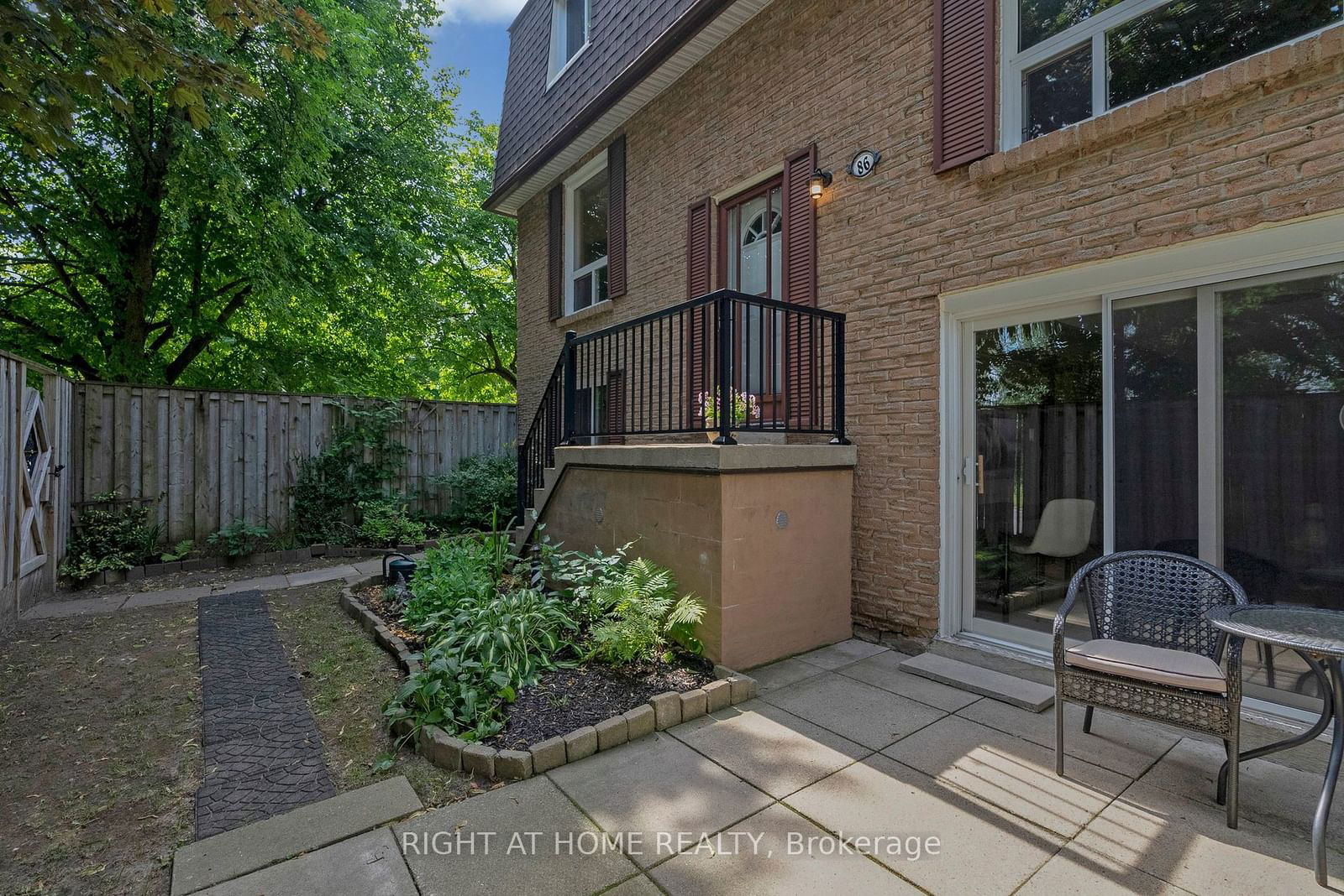 321 Blackthorn St, unit 86 for sale - image #29