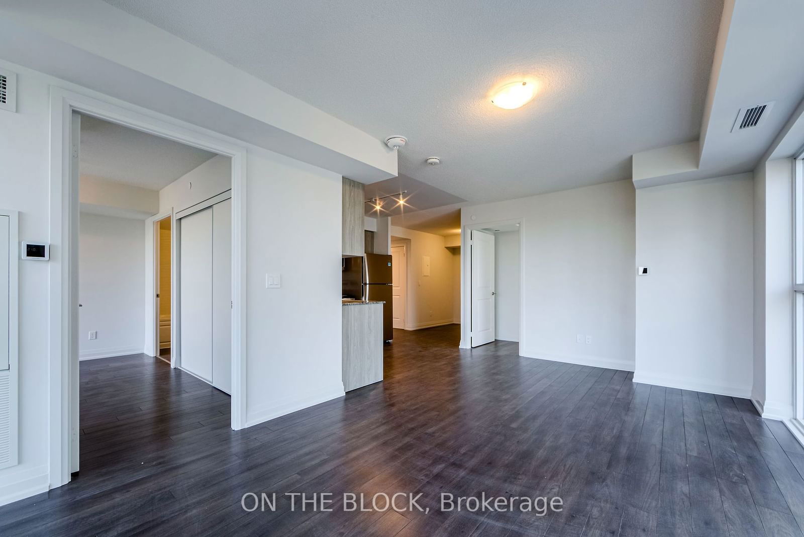 20 Meadowglen Pl, unit 1201 for sale - image #20