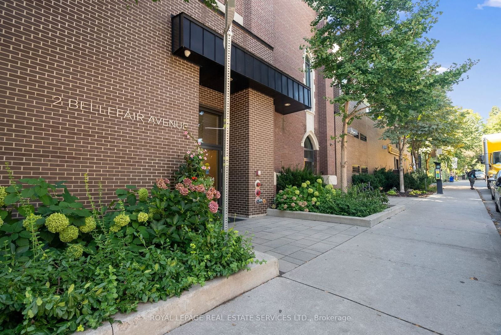 2 Bellefair Ave, unit 208 for sale - image #5