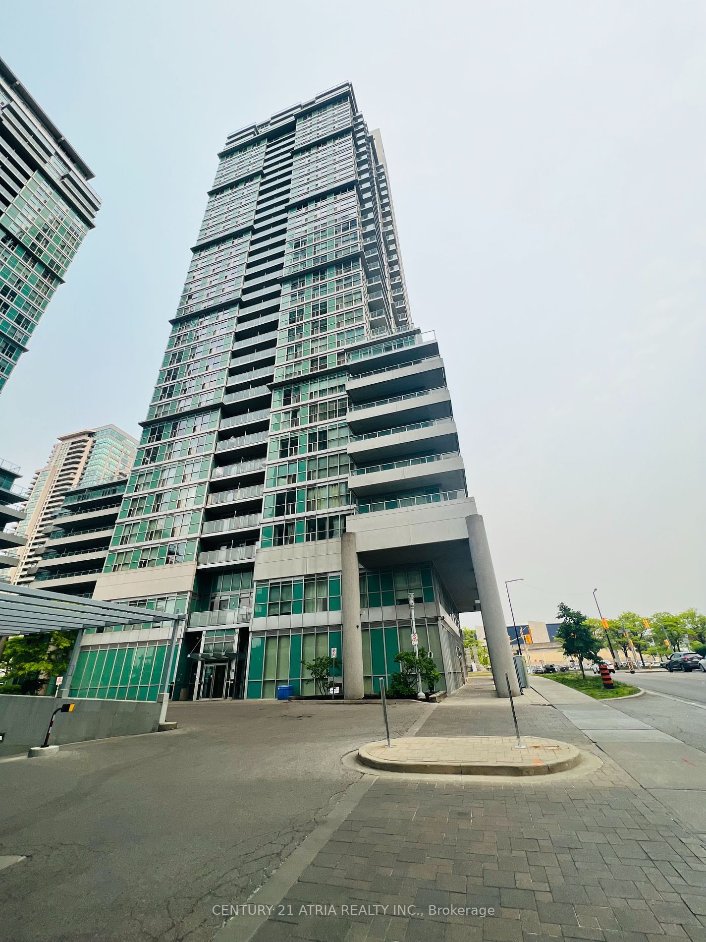 70 town centre Crt, unit 1606 for rent - image #2