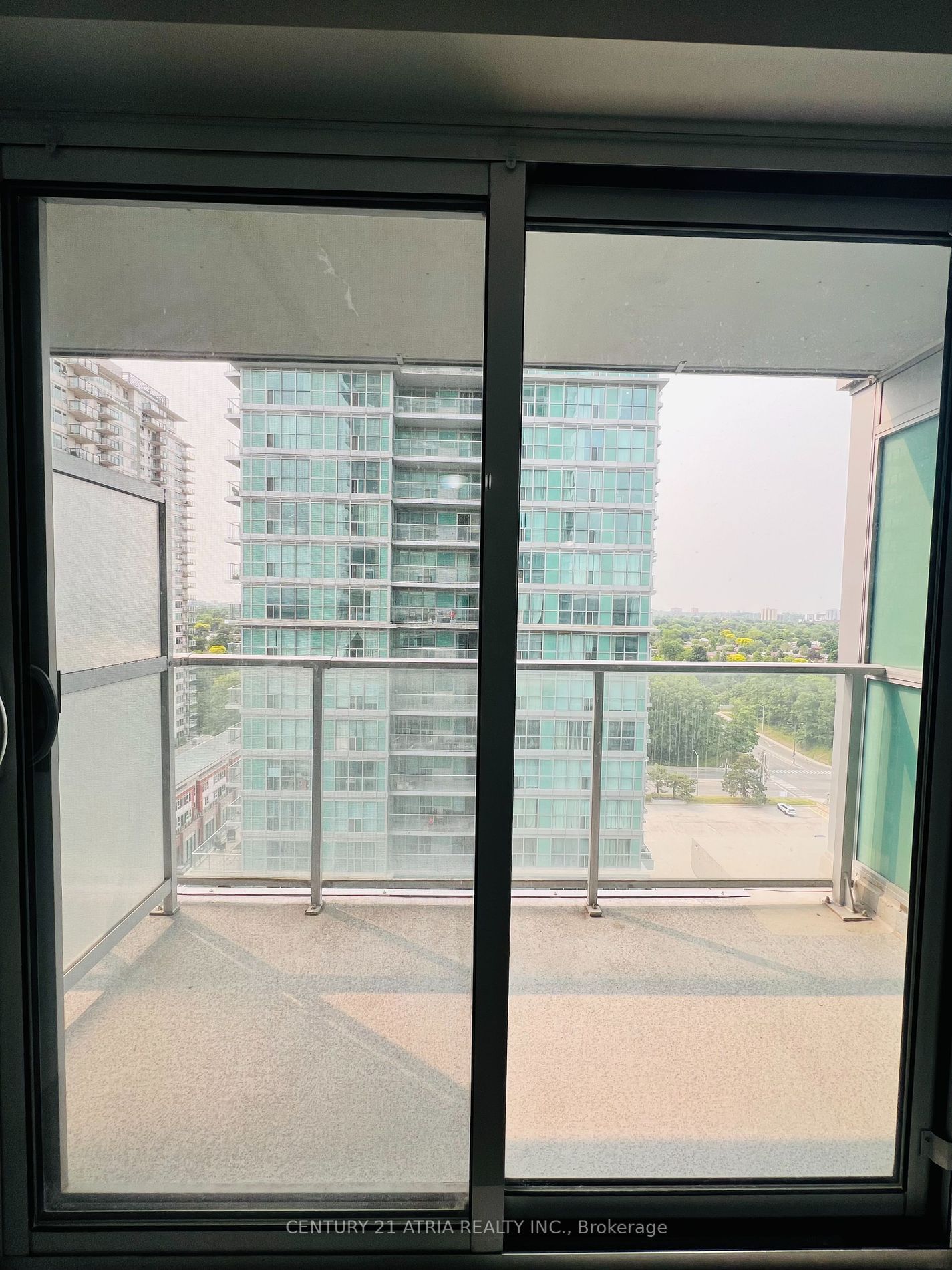 70 town centre Crt, unit 1606 for rent