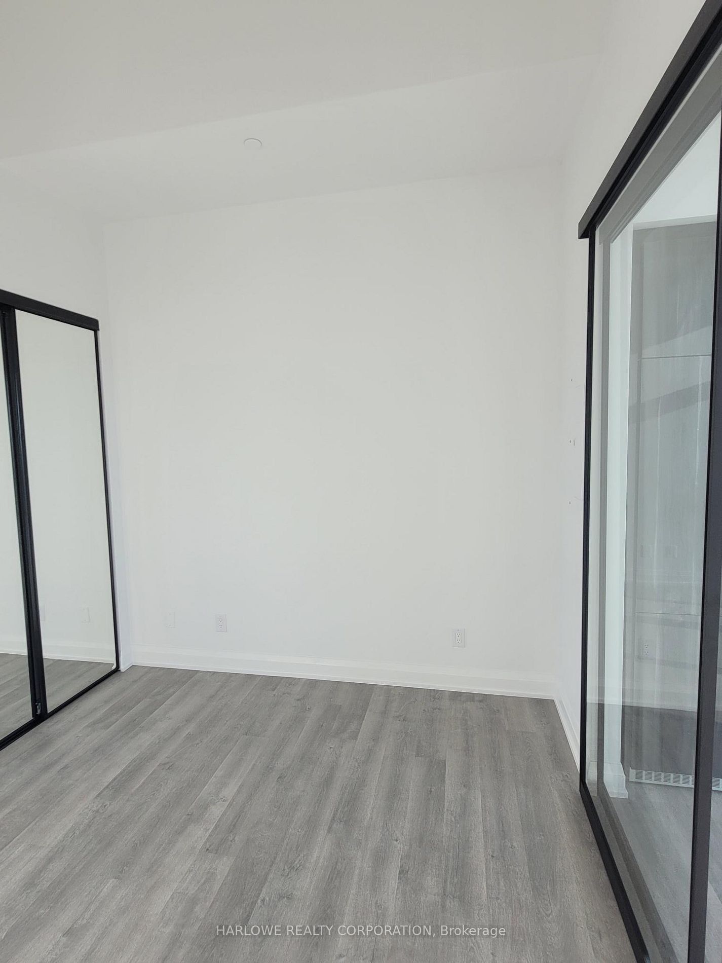 2369 Danforth Ave, unit PH01 for rent