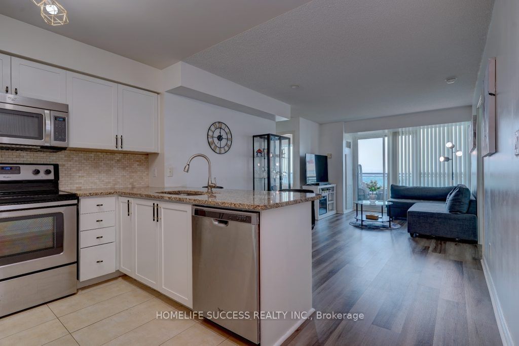 88 Grangeway Ave, unit 2902 for sale - image #10