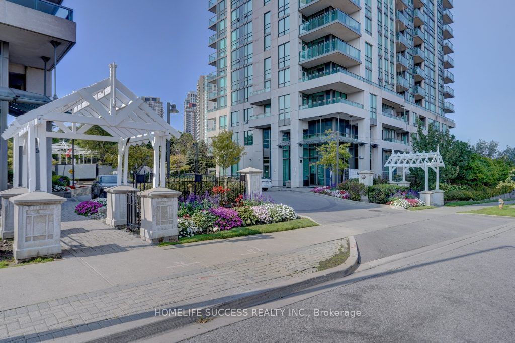 88 Grangeway Ave, unit 2902 for sale - image #2