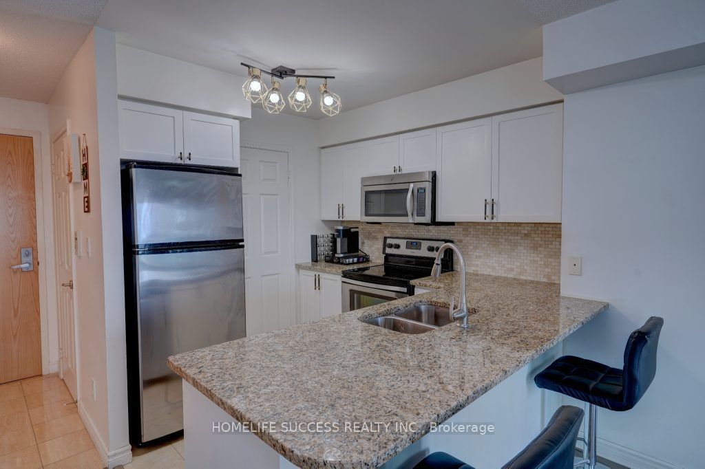 88 Grangeway Ave, unit 2902 for sale - image #5