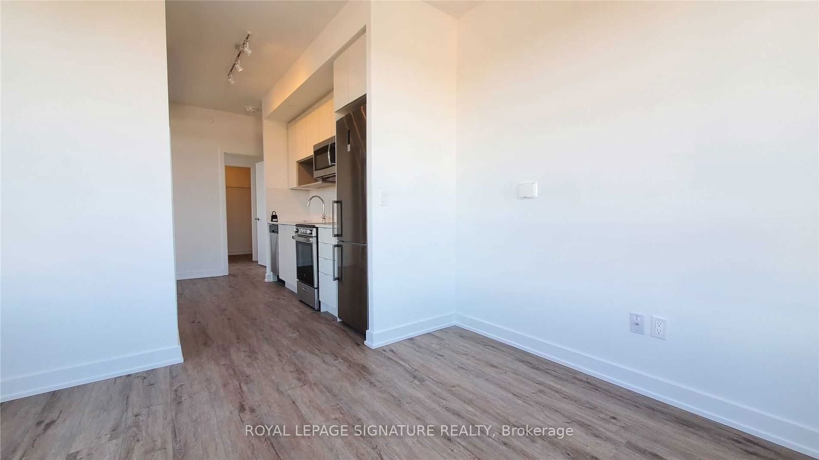 630 Greenwood Ave, unit 314 for rent - image #5