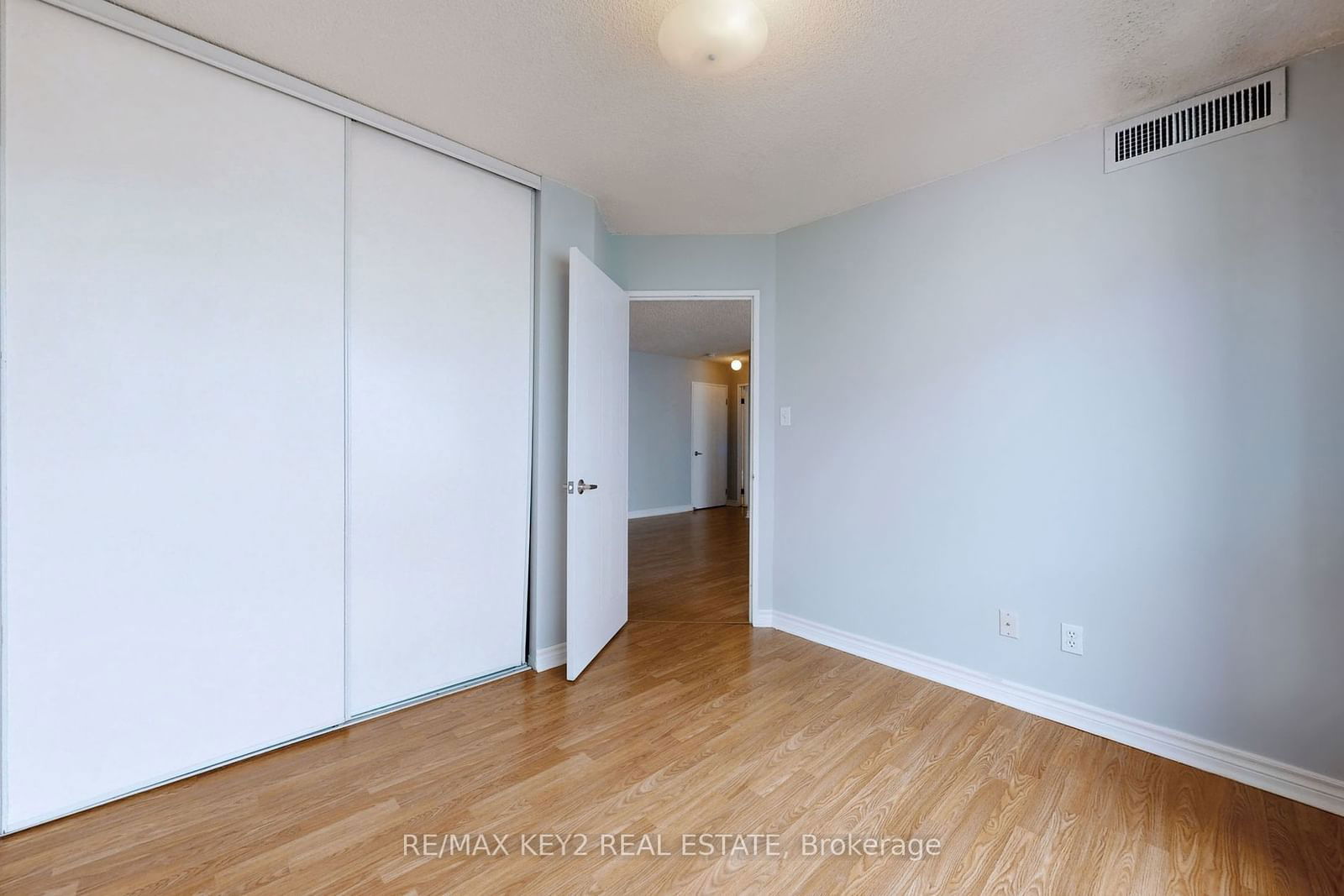 2550 Lawrence Ave E, unit 916 for rent - image #18