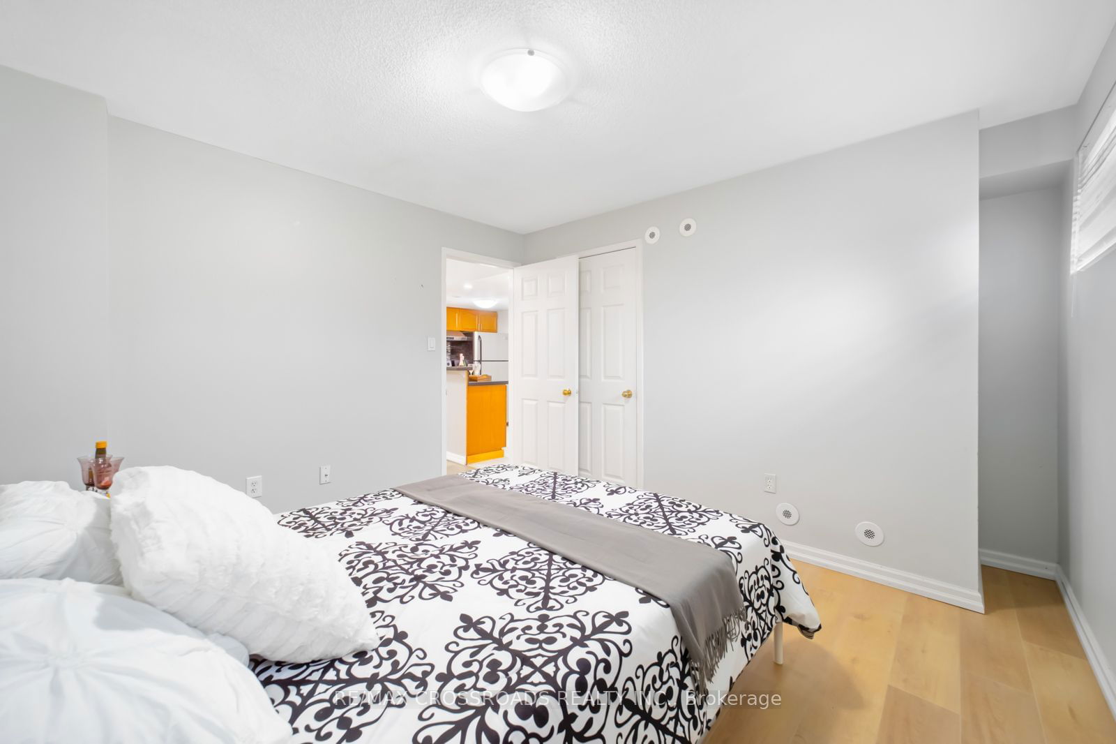 200 Mclevin Ave, unit 96 for sale - image #8