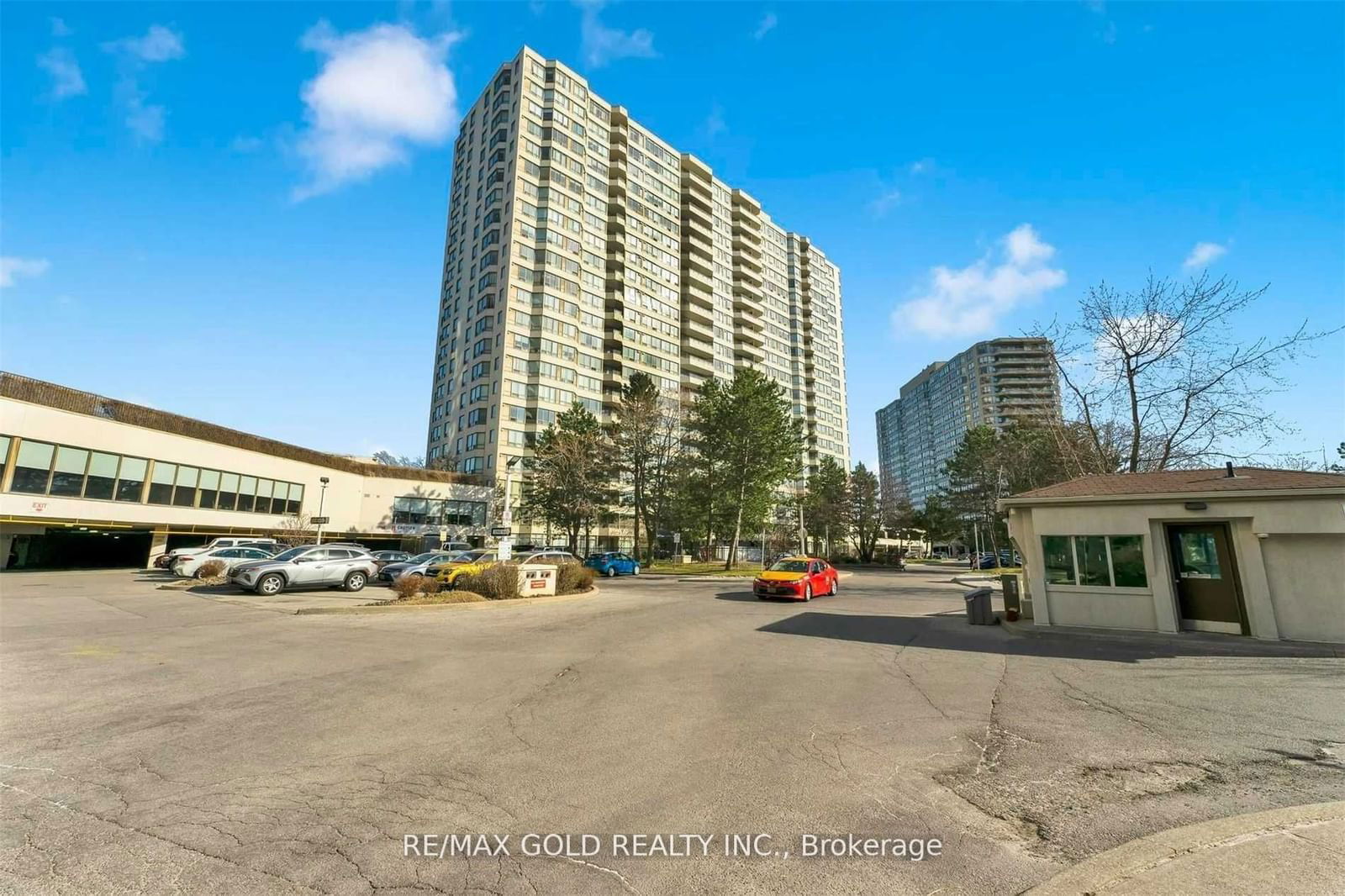 3 Greystone Walk Dr, unit 627 for sale - image #1