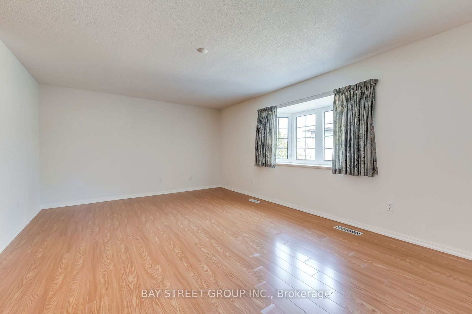 188 Bonis Ave, unit 807 for sale - image #33