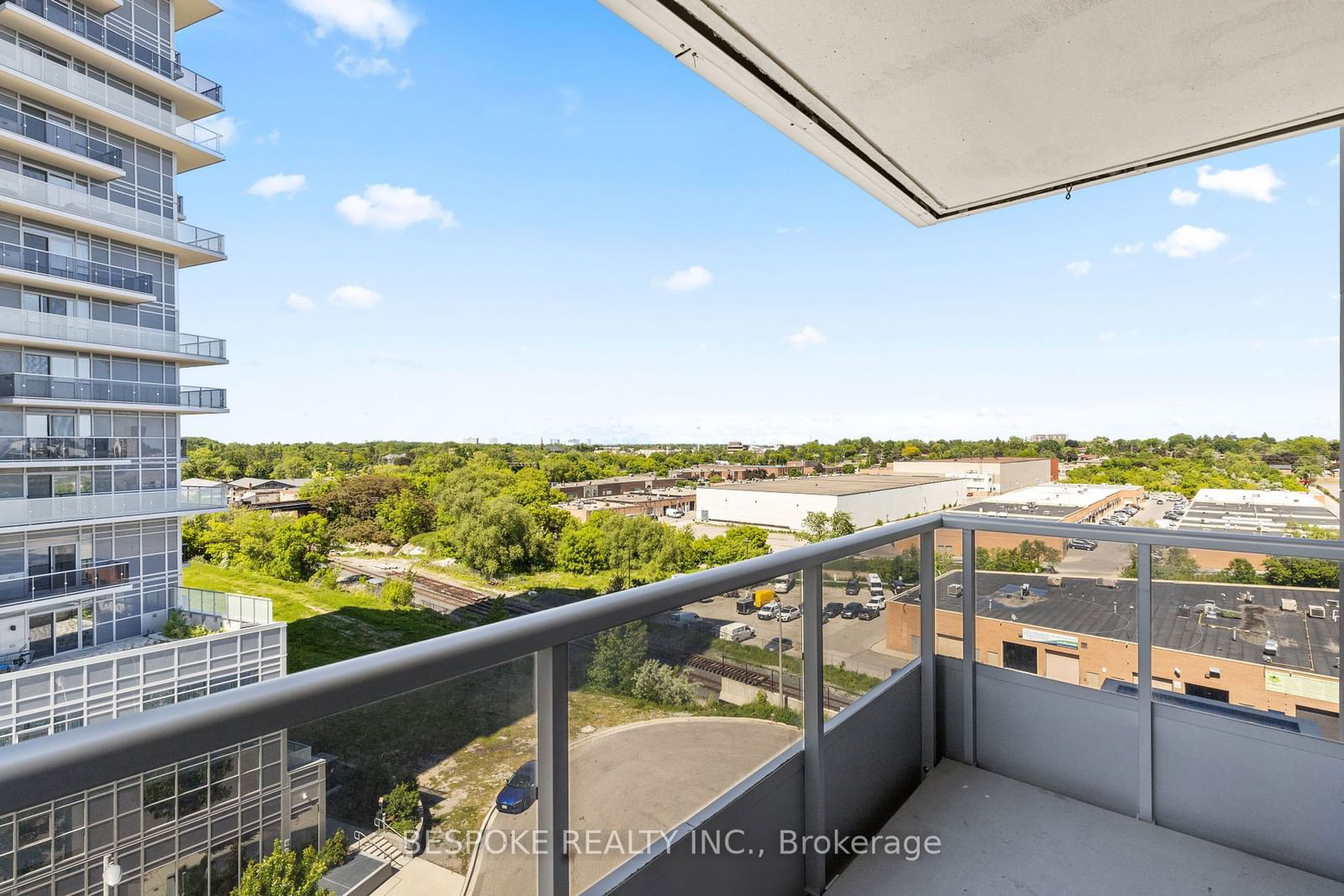 181 Village Green Sq, unit 820 for sale