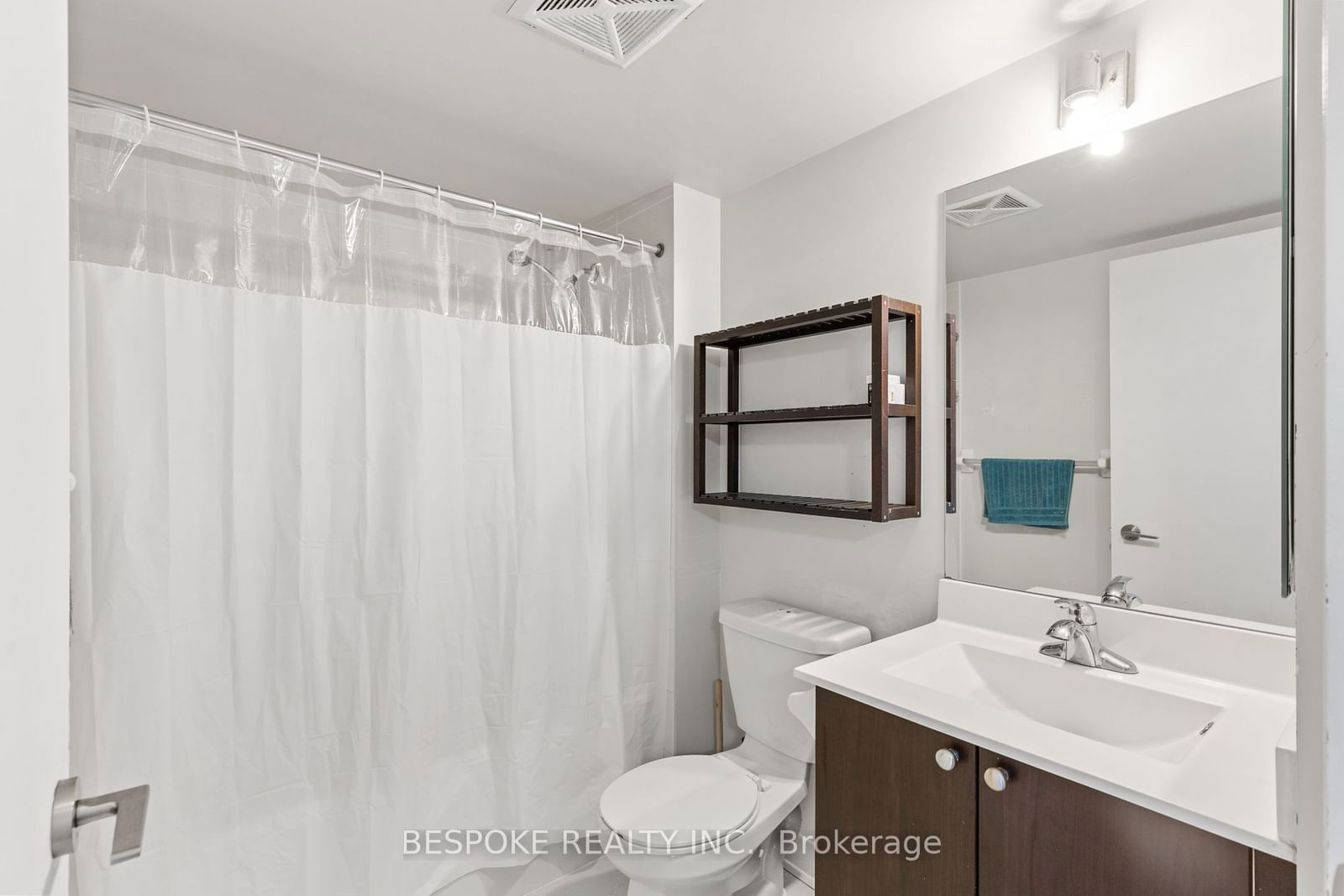 181 Village Green Sq, unit 820 for sale - image #21