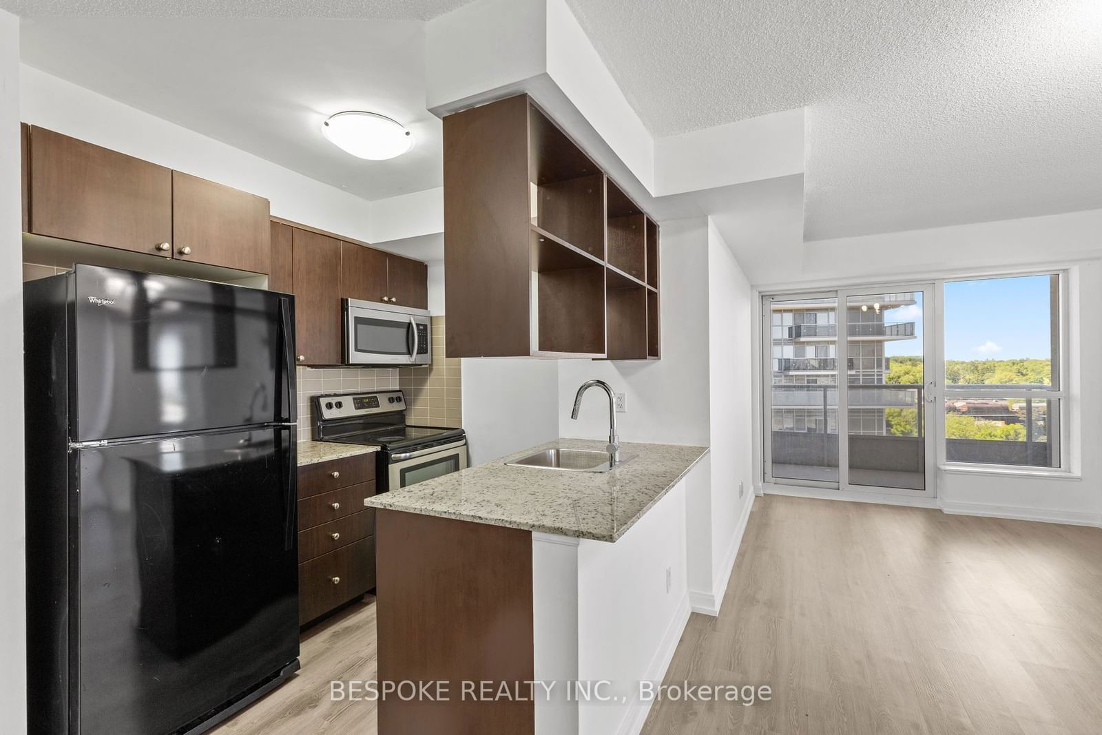 181 Village Green Sq, unit 820 for sale - image #8