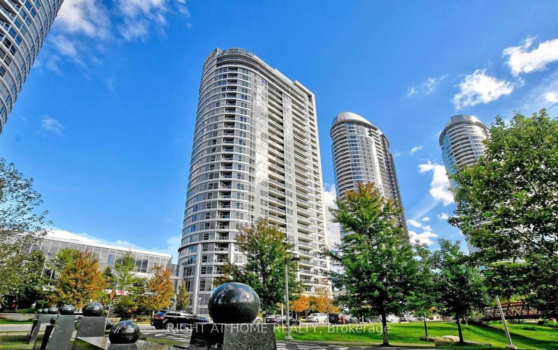 151 Village Green Sq, unit 2810 for rent