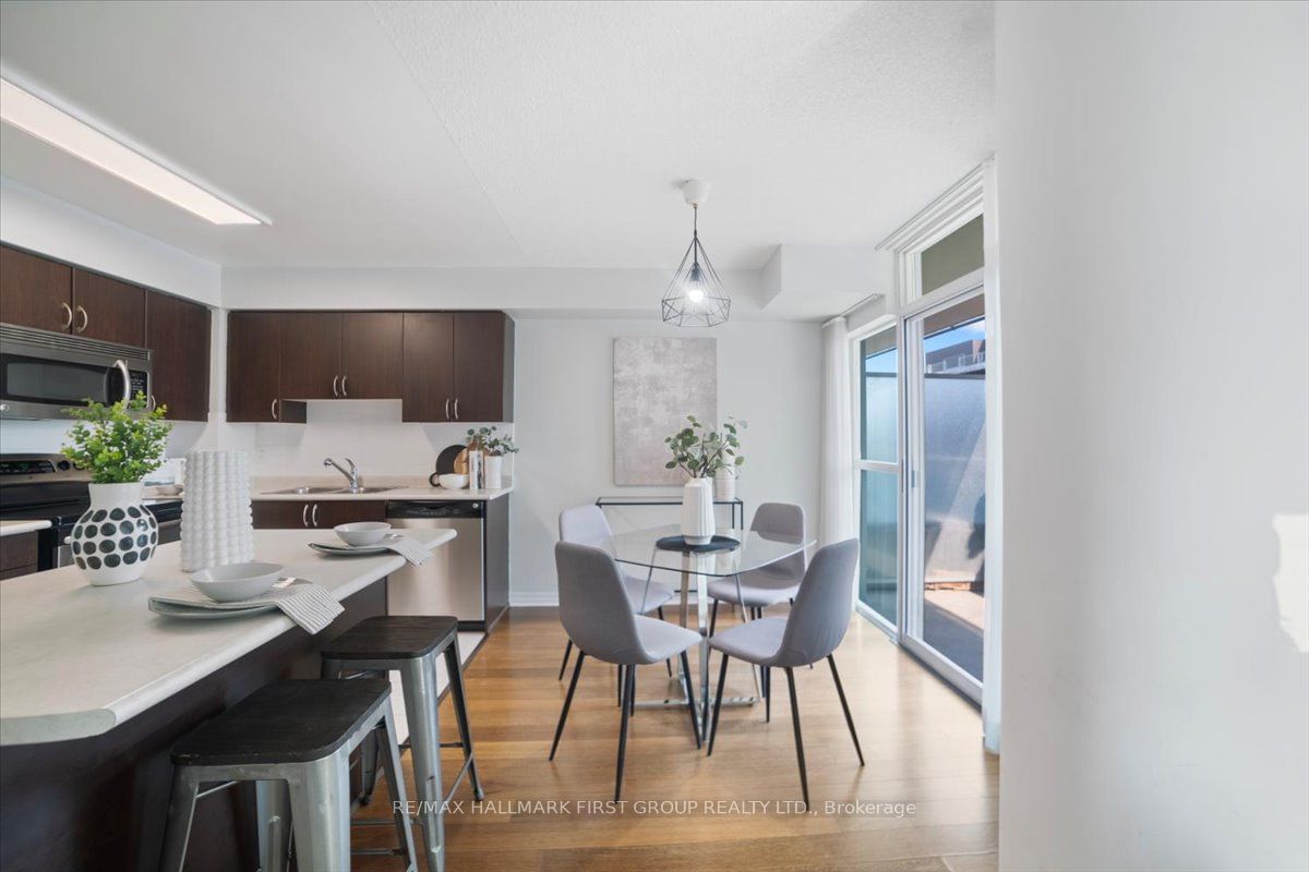 1600 Charles St, unit 401 for sale - image #12