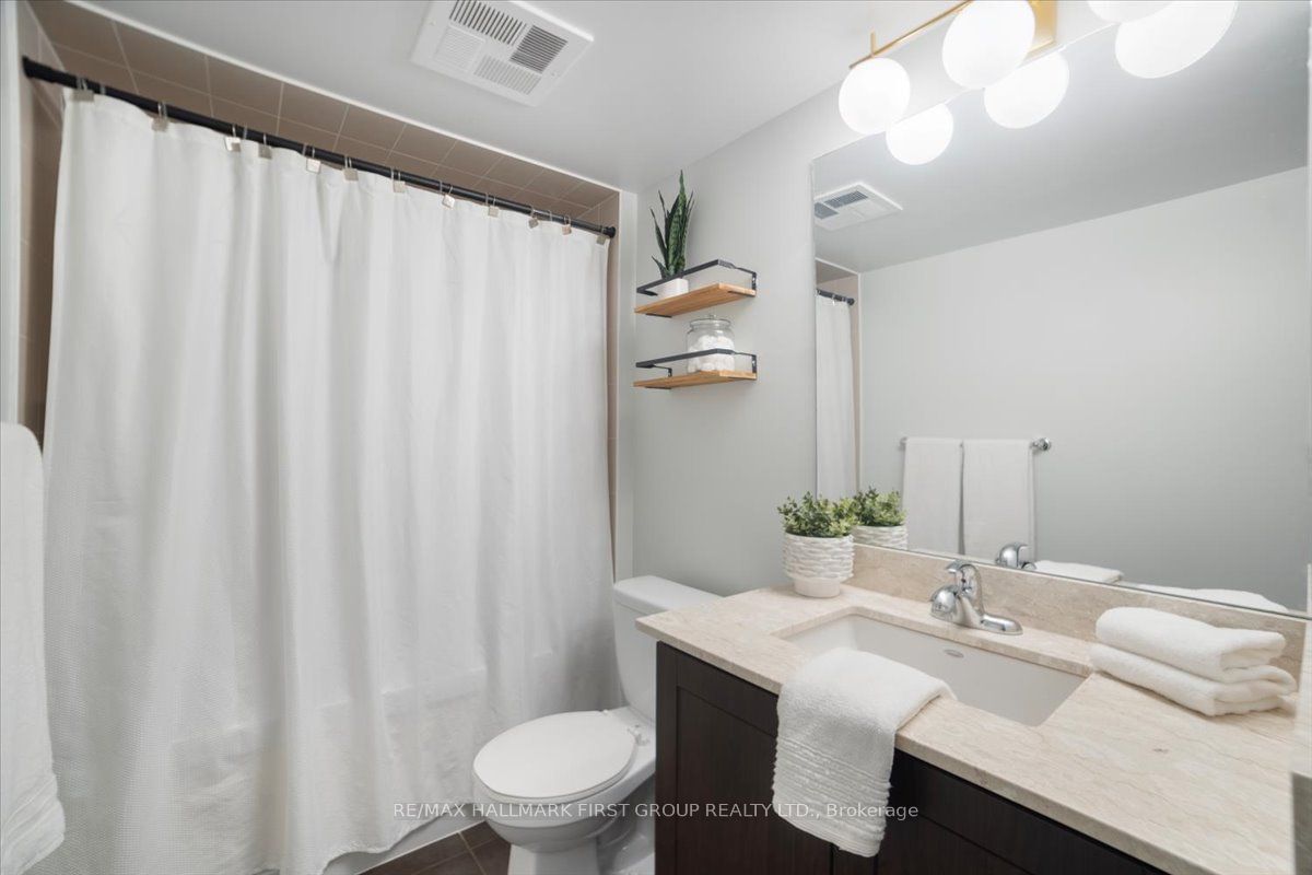 1600 Charles St, unit 401 for sale - image #19