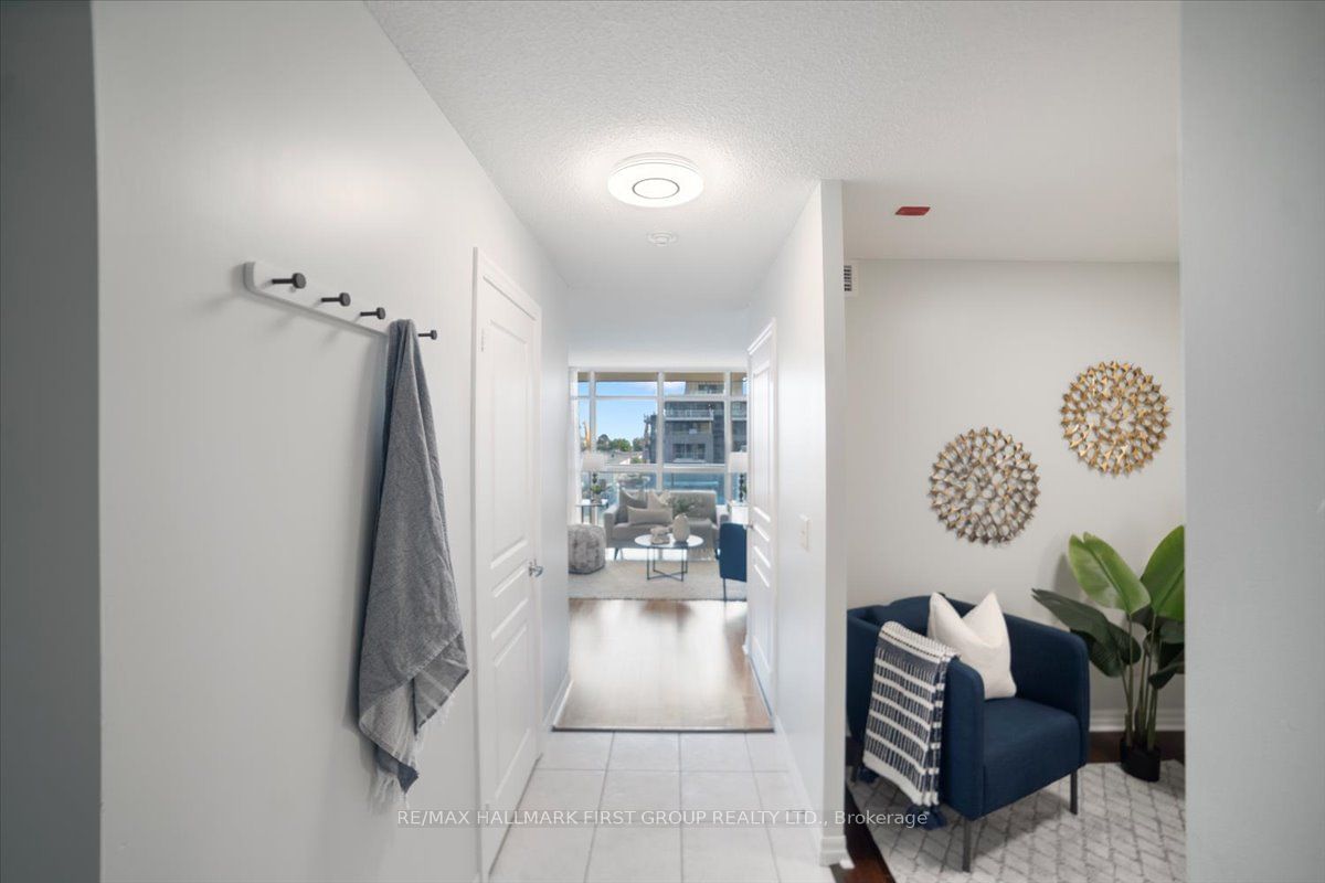 1600 Charles St, unit 401 for sale - image #24