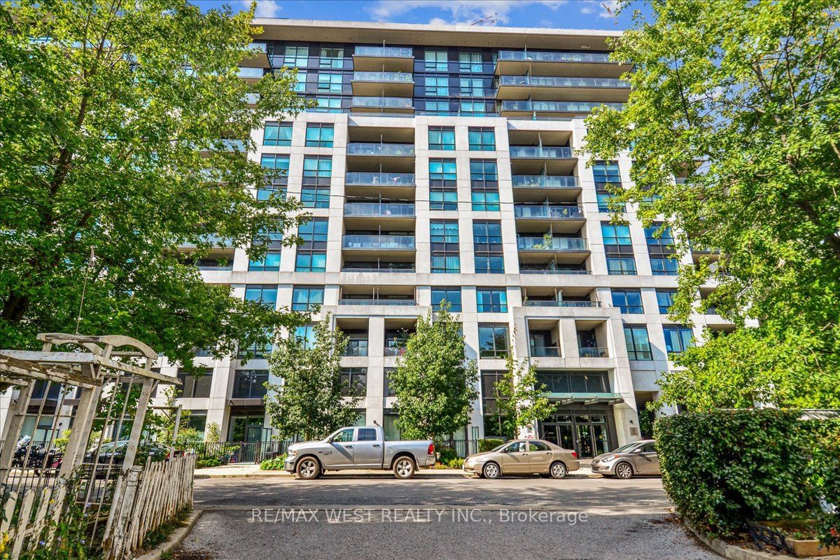 8 Trent Ave, unit 307 for sale - image #2