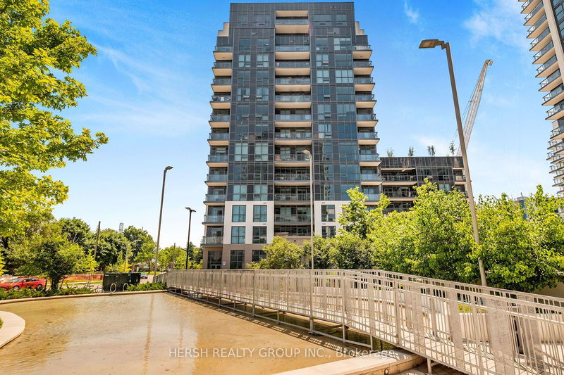 10 Meadowglen Pl, unit 206 for sale - image #1