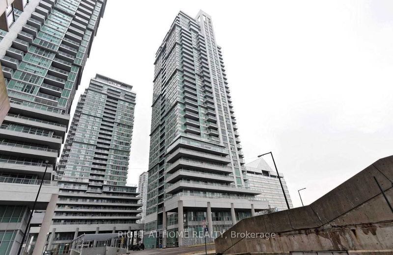 70 Town Centre Crt, unit 307 for rent