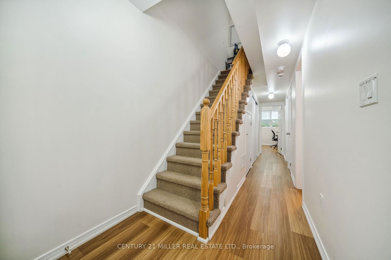 29 Island Rd, unit 13 for rent - image #12