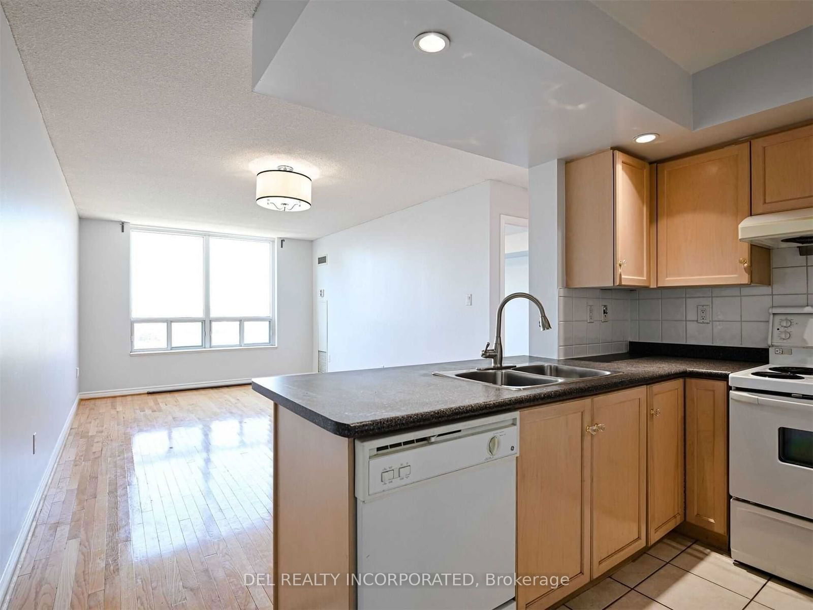 125 Omni Dr, unit 2139 for rent - image #3