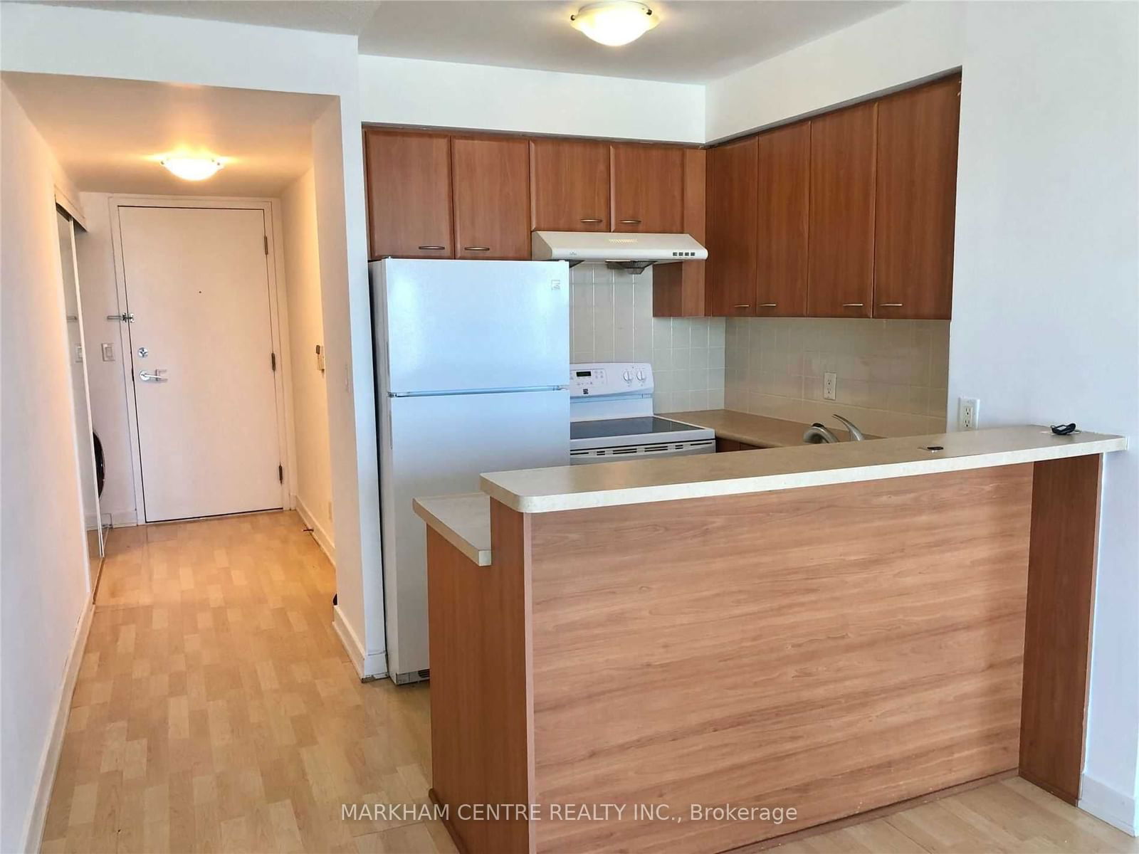 36 Lee Centre Dr, unit 2102 for rent - image #7