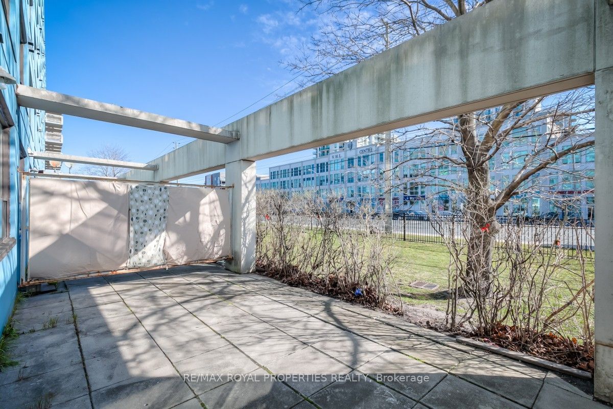 39 Kimbercroft Crt, unit 105 for sale - image #21