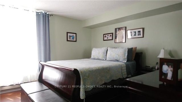 330 Mccowan Rd, unit 912 for rent - image #4