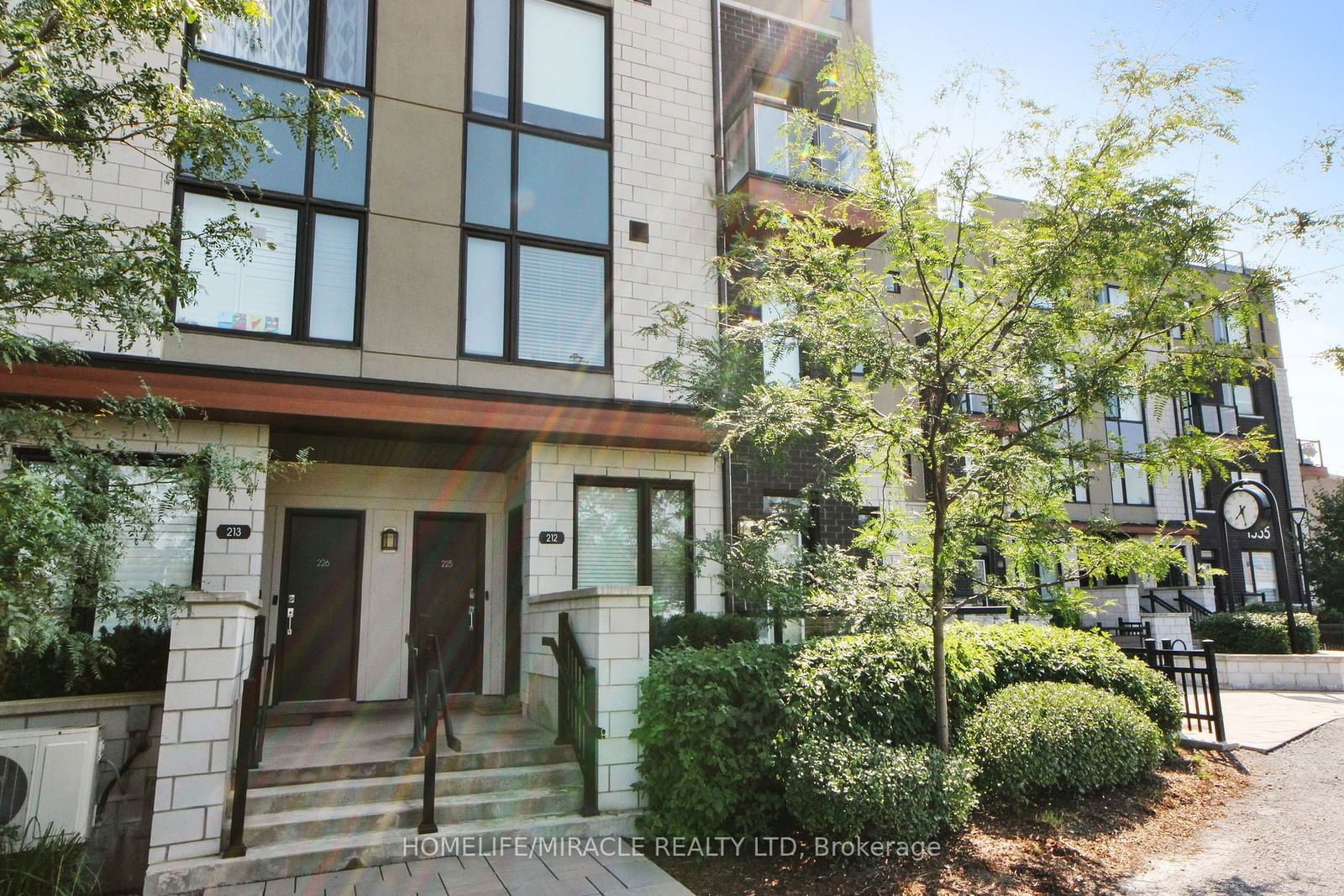 1555 Kingston Rd, unit 212 for sale - image #3