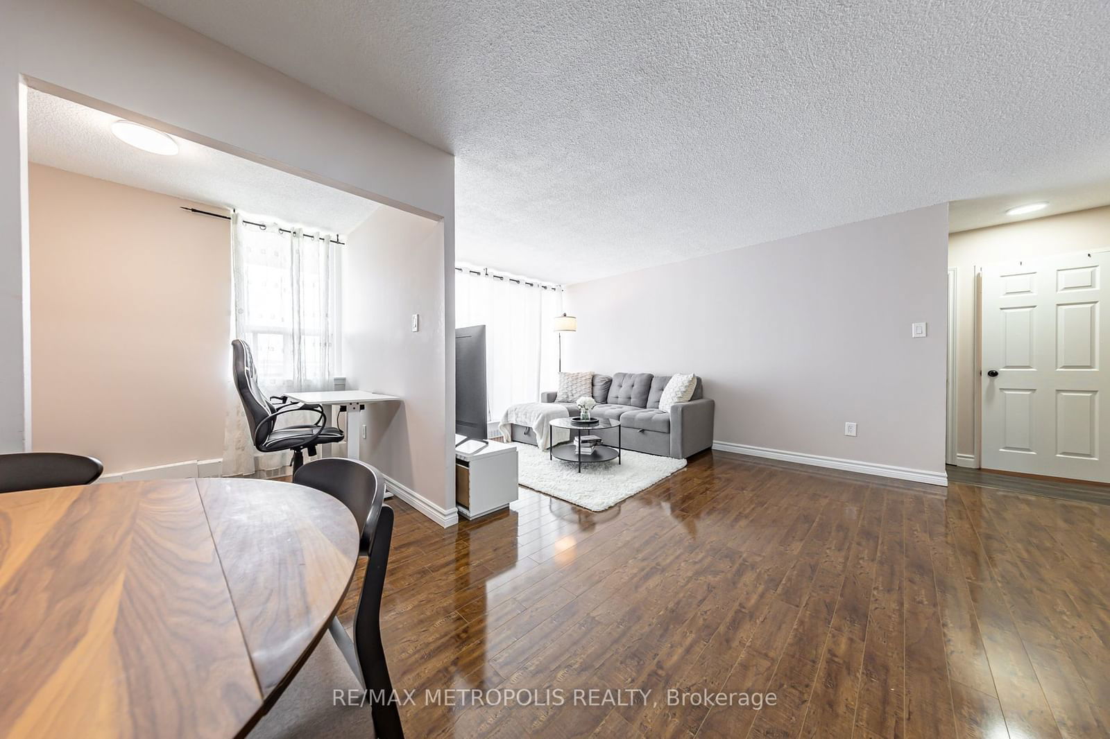 15 Torrance Road Condos, Scarborough, Toronto