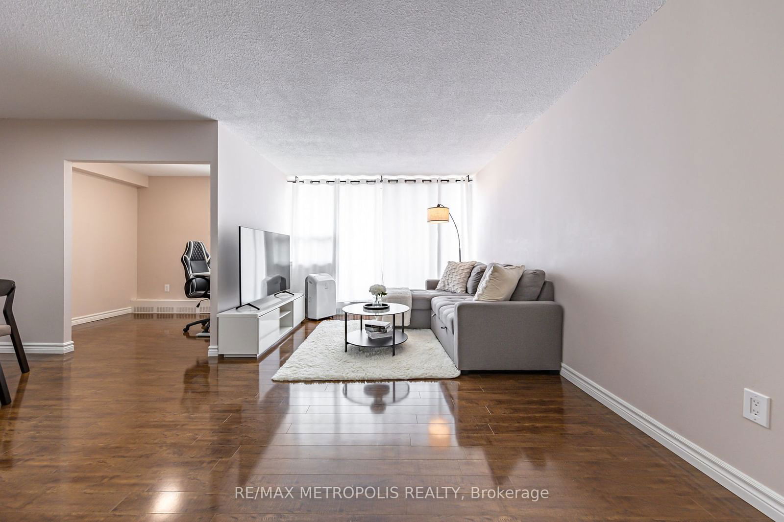 15 Torrance Rd, unit 1105 for sale - image #6