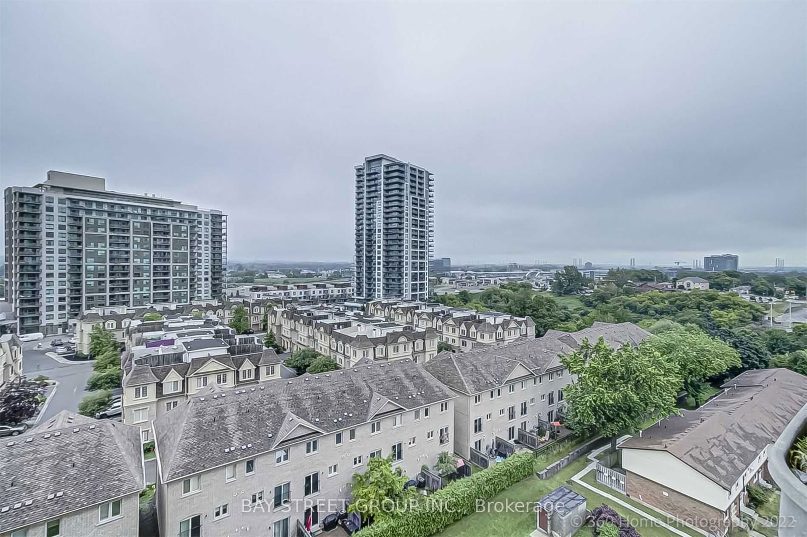 The Bayshore Condominiums, Pickering, Toronto