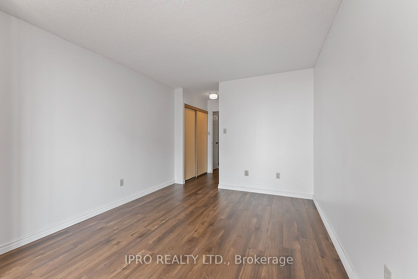 2350 Bridletowne Circ, unit 1607 for rent