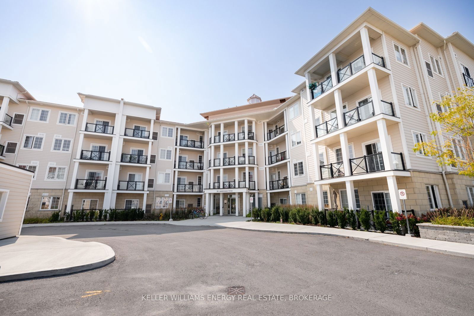 50 Lakebreeze Dr, unit 314 for sale - image #5