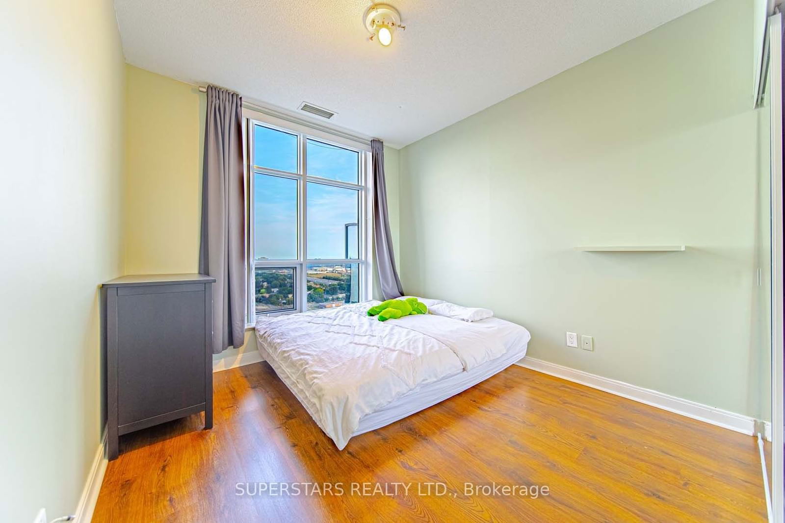 181 Village Green Sq, unit PH12 for sale